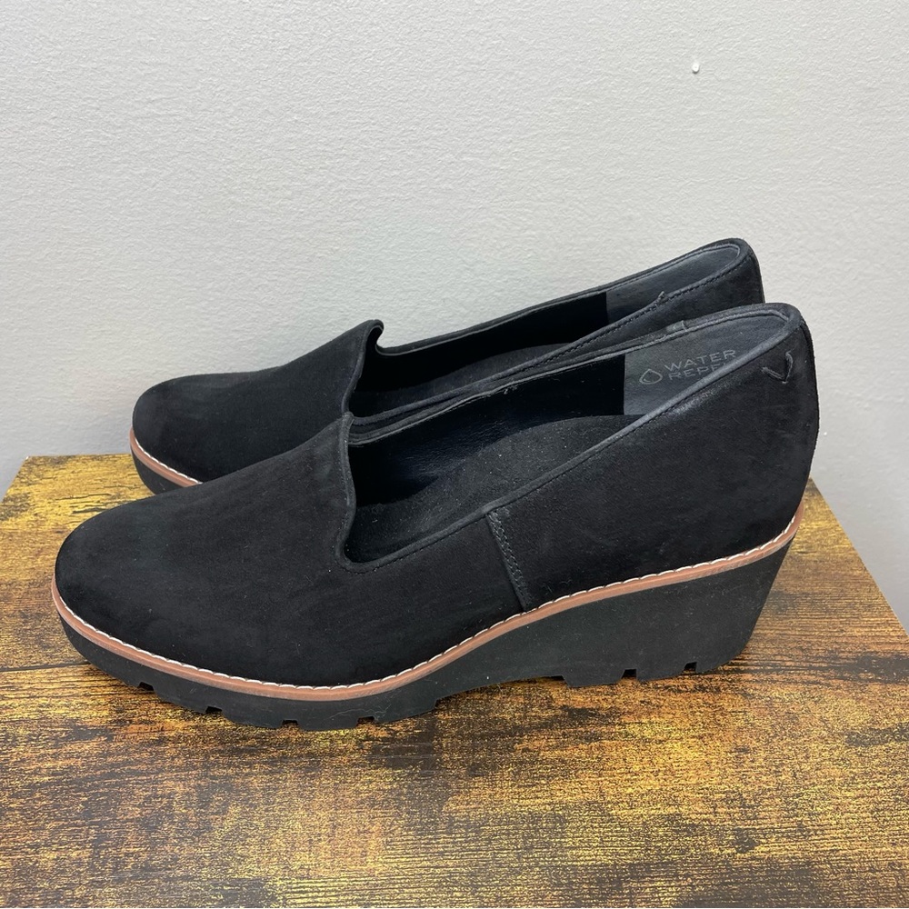 Vionic Black Suede Wedge Shoes Comfort Preppy Office Casual Size 9.5